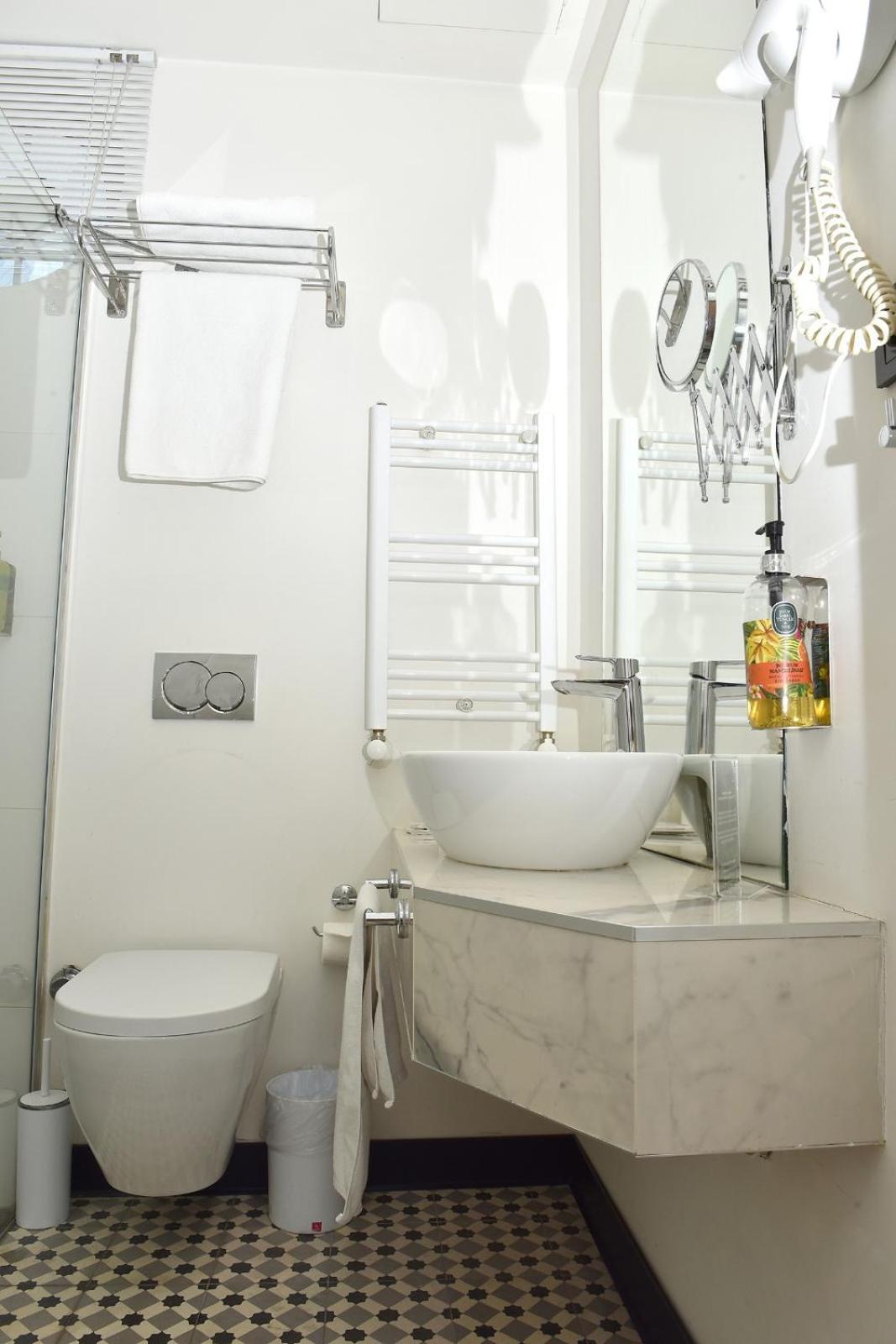 Levent Lavandula Hotel 3*